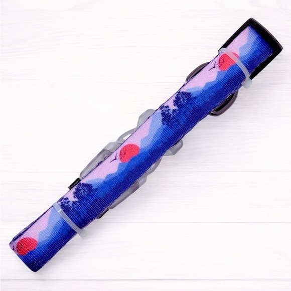 LED Dog Collar Night Safety Light Up Sunset Love Xtra Batteries Included Med NWT - Picture 12 of 16